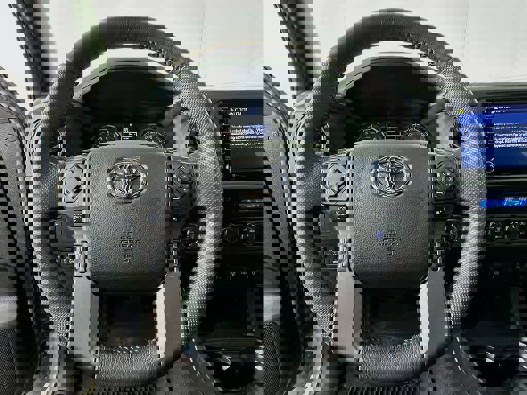 Used 2021 Toyota Tacoma TRD Sport image 18