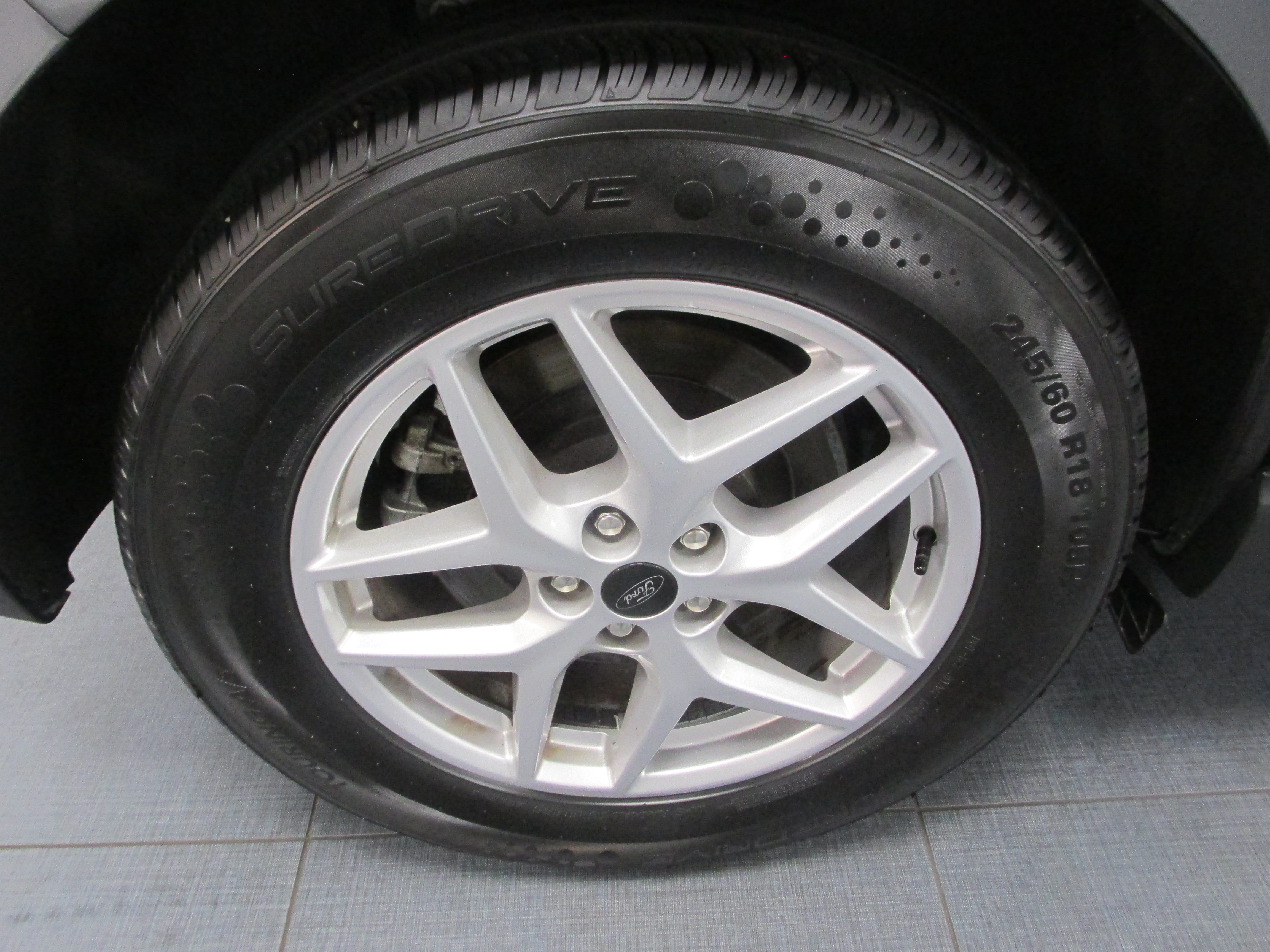 Certified 2024 Ford Edge SEL AWD/4WD image 16