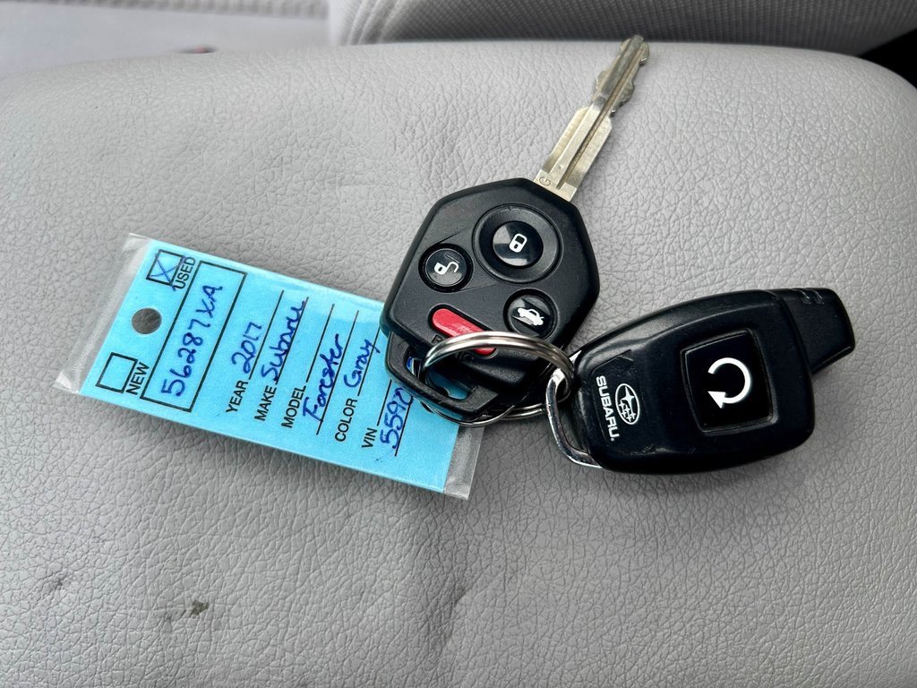 Used 2017 Subaru Forester 2.5i Premium image 29