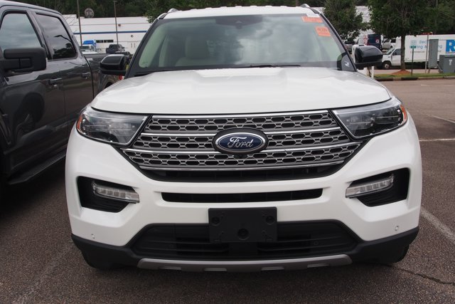 Certified 2023 Ford Explorer Limited w/ Hybrid Equipment Group 310A AWD/4WD image 3