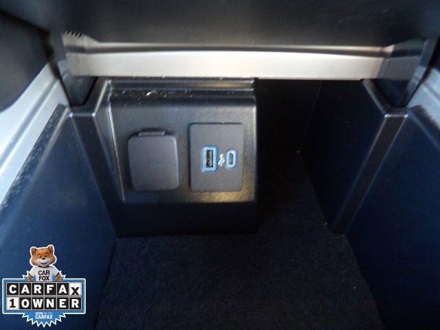 Certified 2023 Ford Explorer ST-Line w/ Class IV Trailer Tow Package image 19