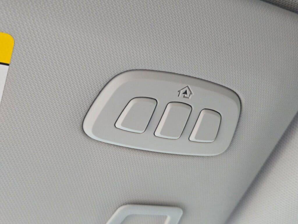 Certified 2025 Ford Mustang Mach-E Premium image 29