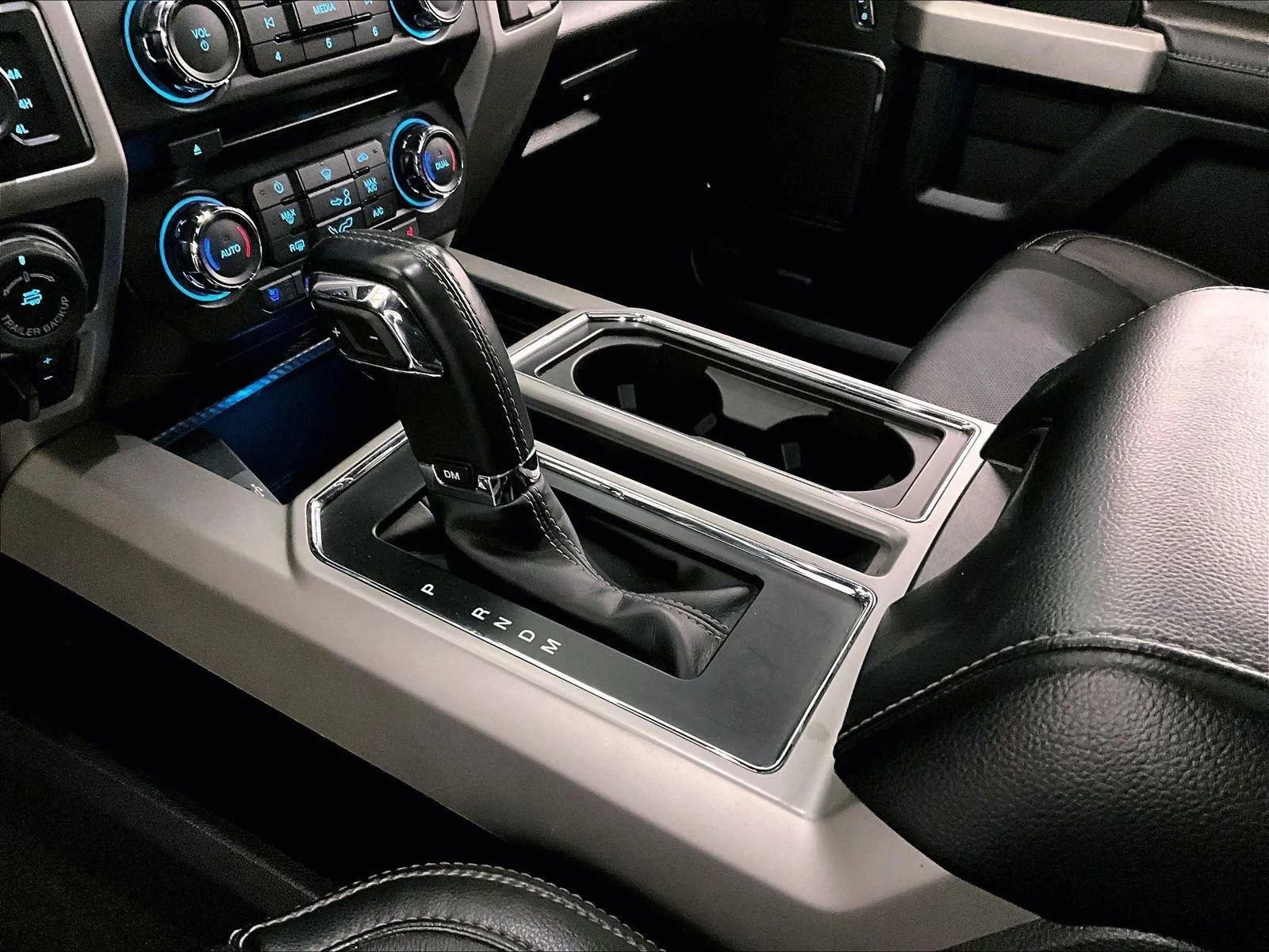 Certified 2018 Ford F150 Lariat image 16