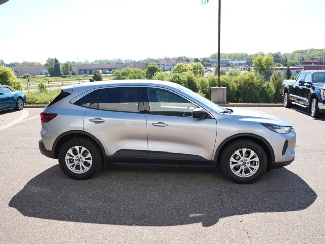 Certified 2023 Ford Escape Active AWD/4WD image 4