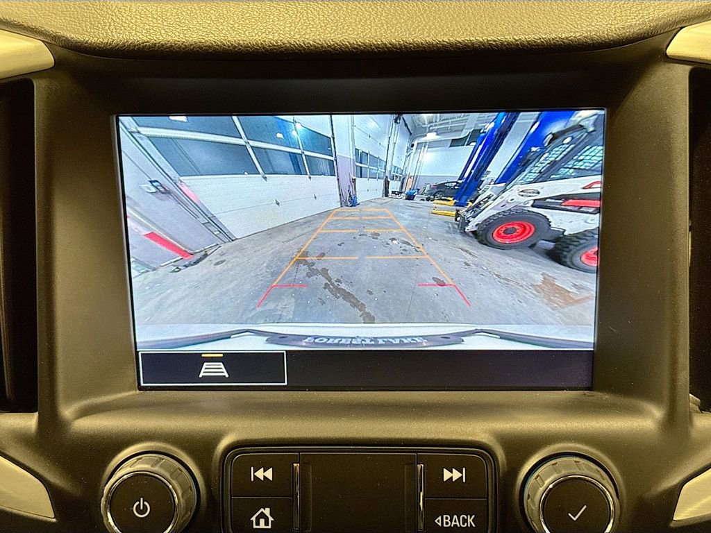 Used 2024 GMC Terrain SLT image 11