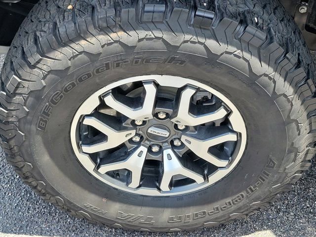 Certified 2023 Ford F150 Raptor AWD/4WD image 9