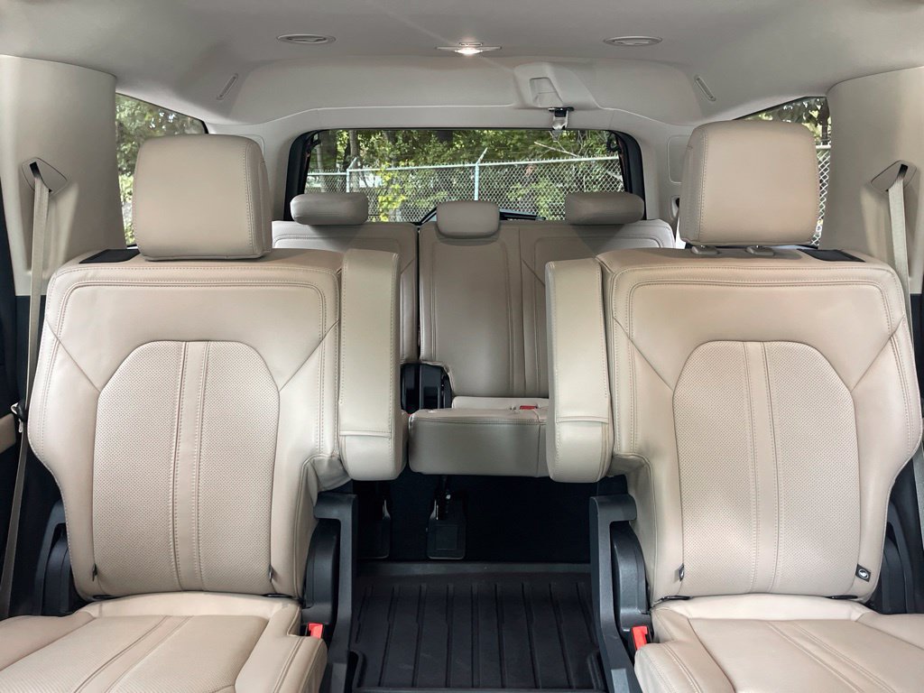 Certified 2024 Ford Expedition Limited AWD/4WD image 13