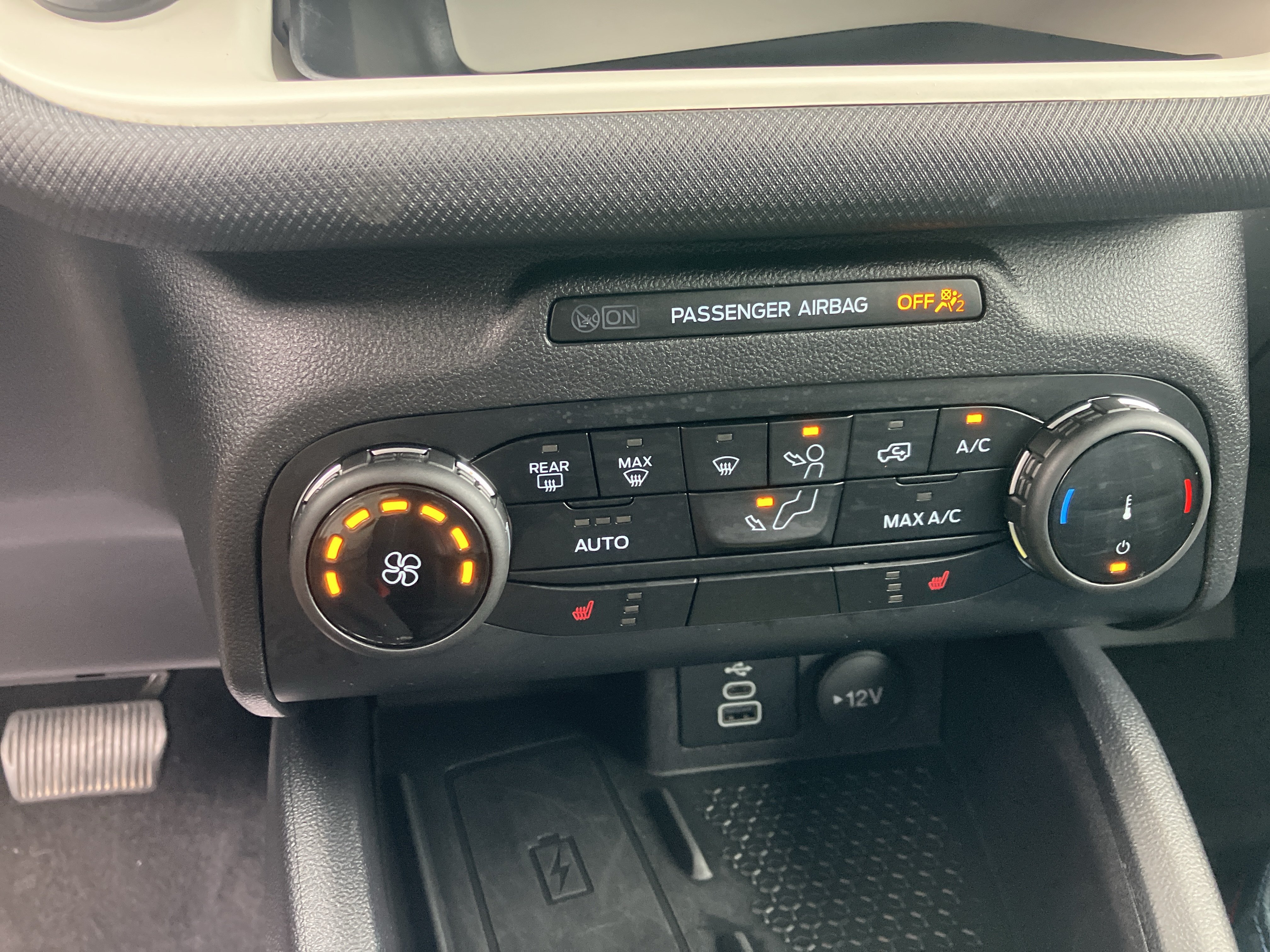Certified 2024 Ford Bronco Sport Heritage w/ Heritage Convenience Package AWD/4WD image 28
