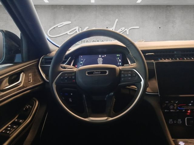 Used 2025 Jeep Grand Cherokee Limited 4xe AWD/4WD image 22