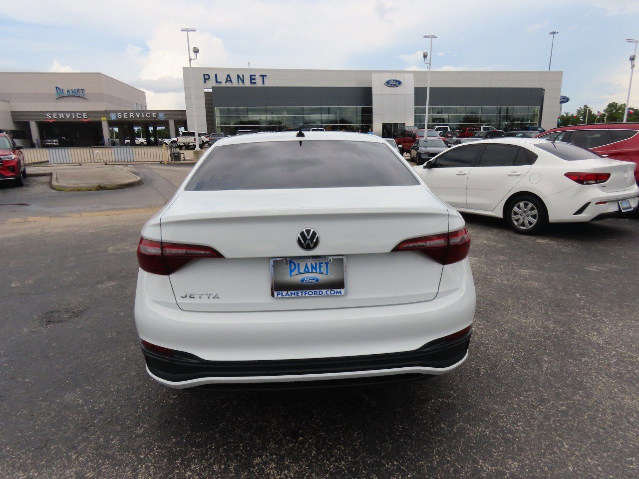 Used 2024 Volkswagen Jetta S image 4