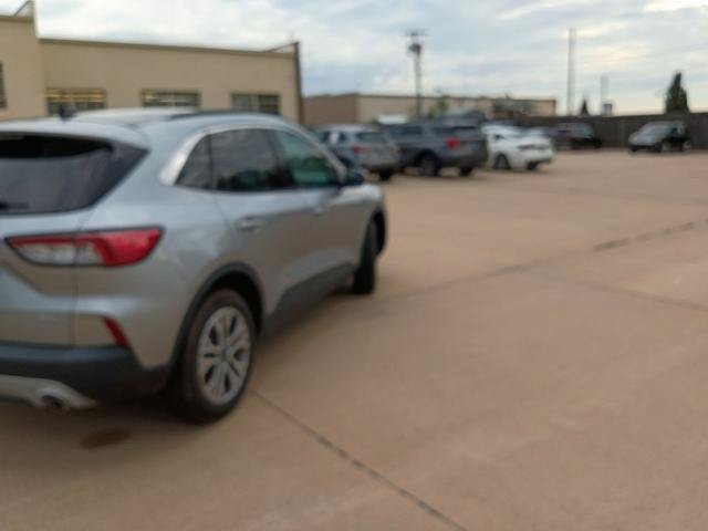 Certified 2022 Ford Escape SEL AWD/4WD image 11
