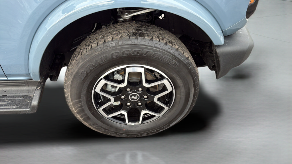 Certified 2025 Ford Bronco Outer Banks AWD/4WD image 49