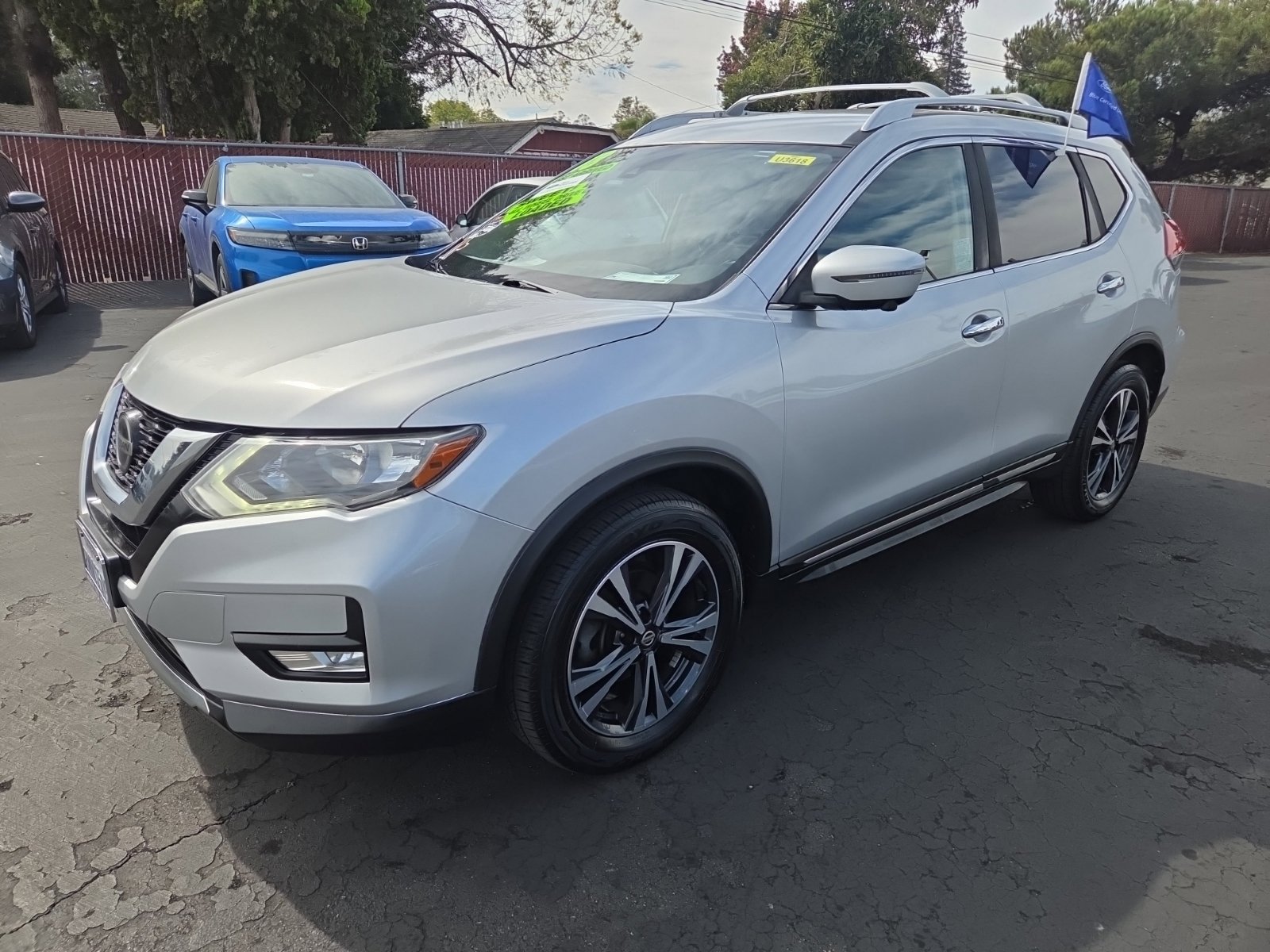 Used 2018 Nissan Rogue SL AWD/4WD image 12