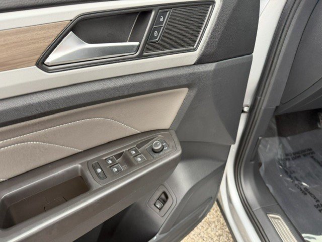 Used 2023 Volkswagen Atlas SEL AWD/4WD image 12