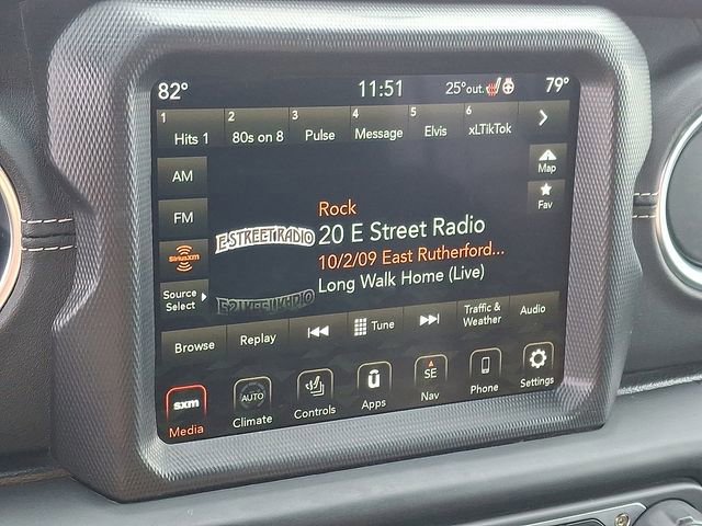 Used 2022 Jeep Wrangler Unlimited Sahara w/ Cold Weather Group image 17