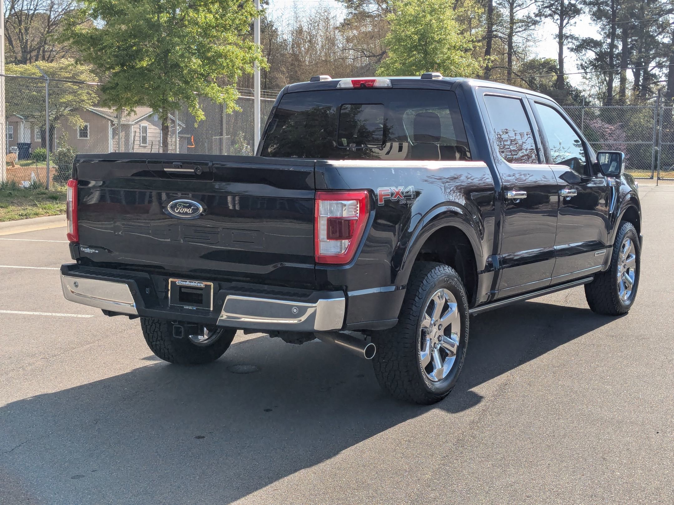 Certified 2022 Ford F150 Lariat w/ Equipment Group 502A High AWD/4WD image 4