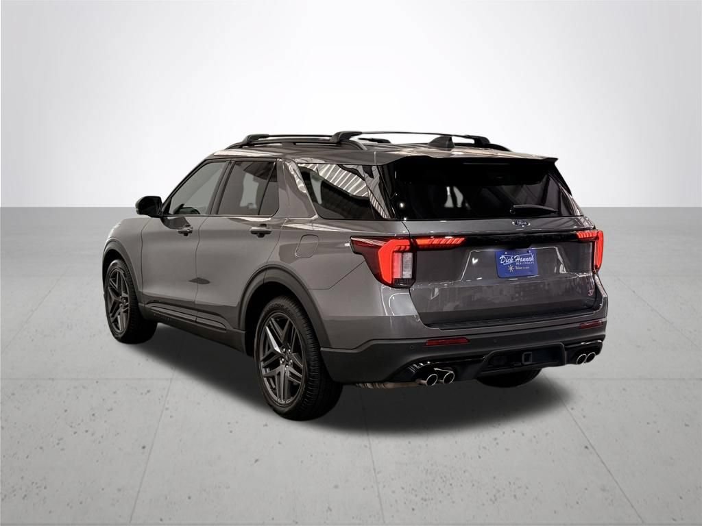 Certified 2025 Ford Explorer ST w/ Sun And Sound Package AWD/4WD image 15