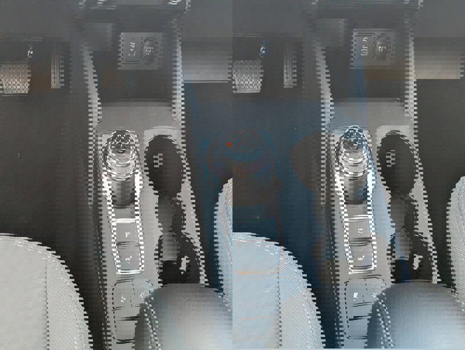 Certified 2022 Ford Escape SE image 24