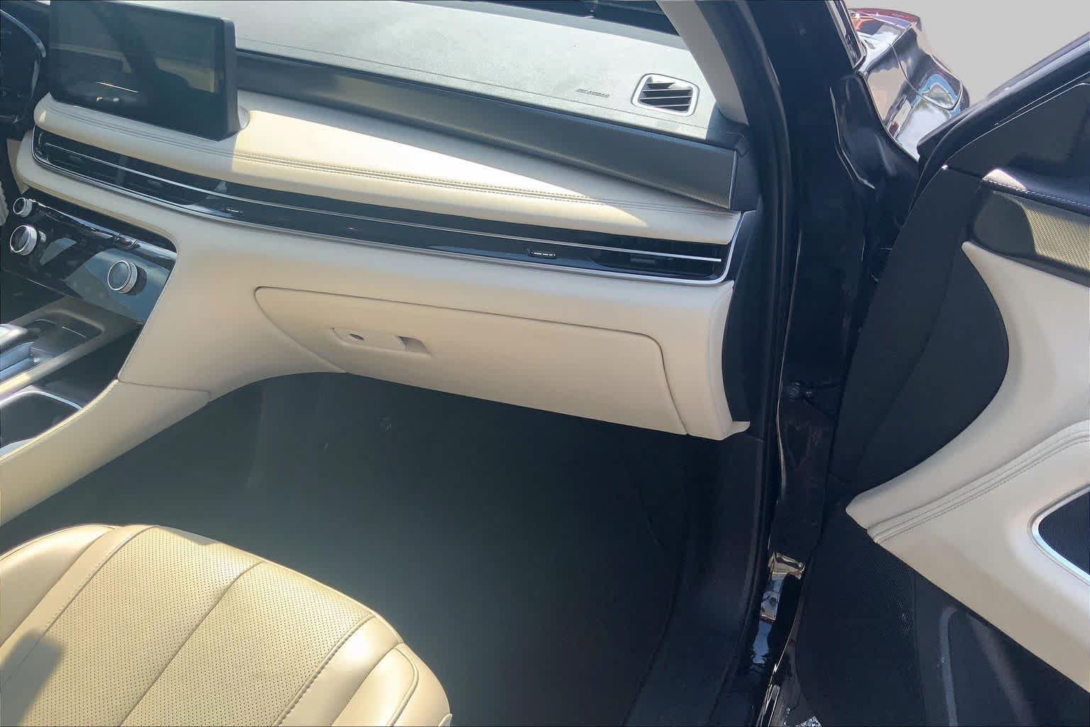 Used 2024 INFINITI QX60 Luxe w/ Vision Package AWD/4WD image 18