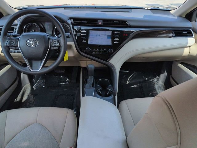 Used 2020 Toyota Camry LE FWD image 14