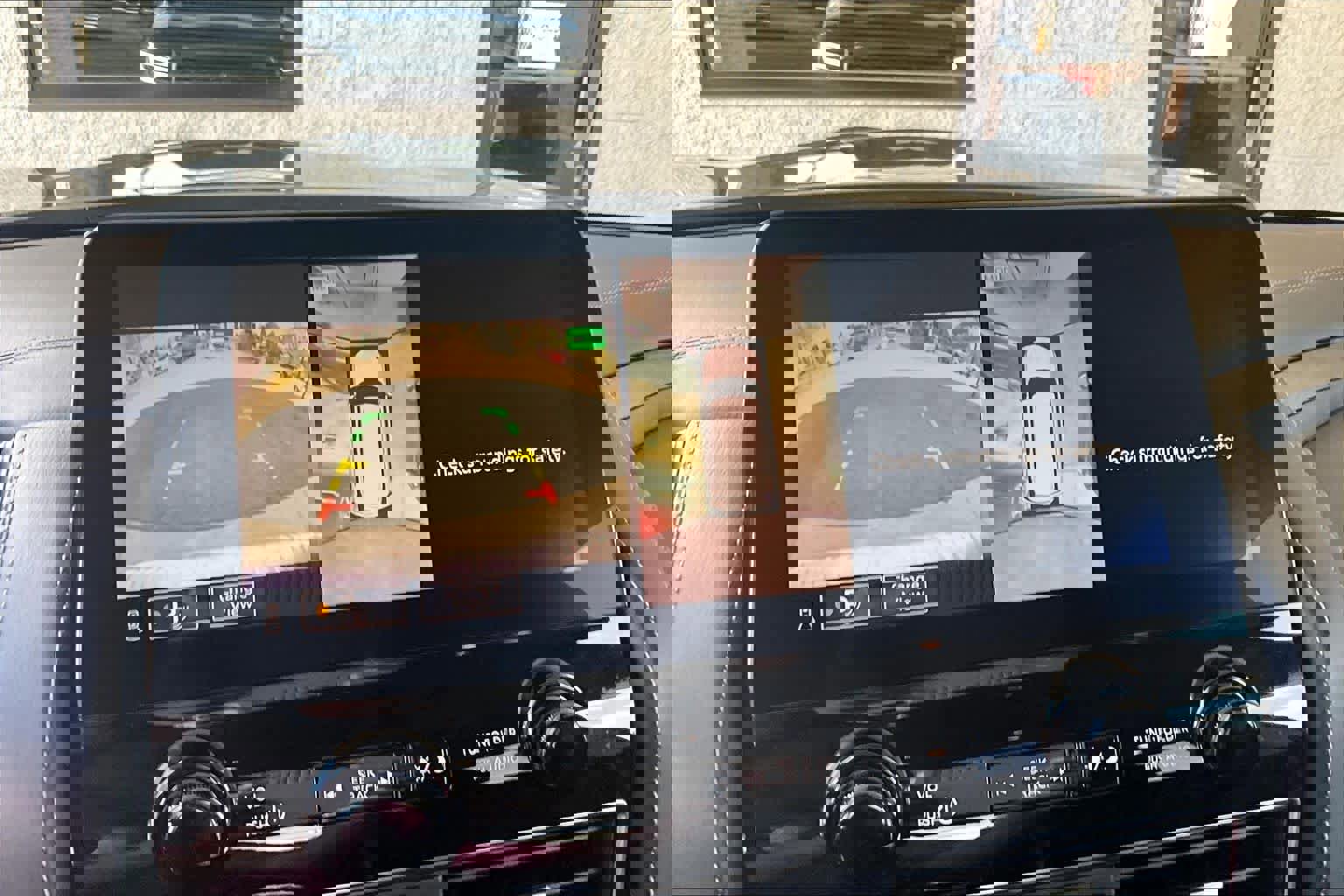 Used 2023 INFINITI QX80 Luxe w/ Cargo Package image 29