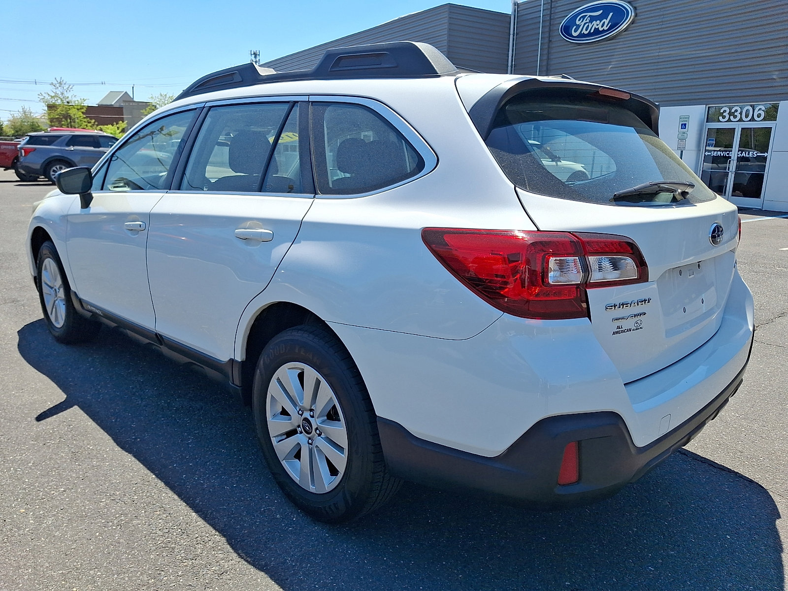 Used 2019 Subaru Outback 2.5i AWD/4WD image 7
