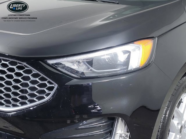 Certified 2024 Ford Edge SEL w/ Convenience Package AWD/4WD image 10