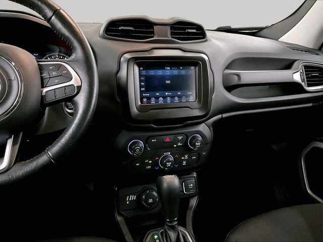 Used 2021 Jeep Renegade Latitude w/ Convenience Group AWD/4WD image 6