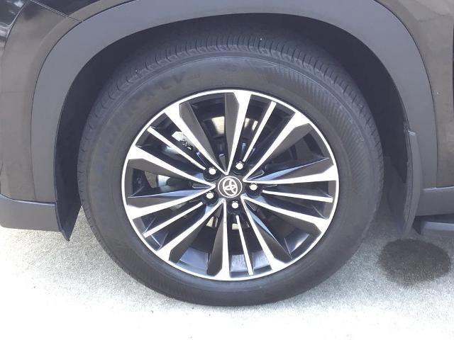 Used 2024 Toyota Grand Highlander AWD Hybrid image 12