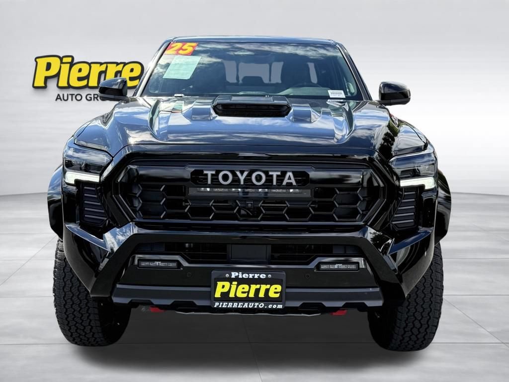 Used 2025 Toyota Tacoma TRD Pro AWD/4WD image 5