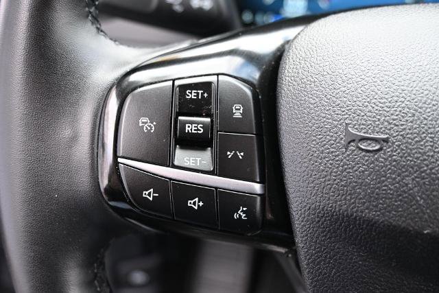 Certified 2024 Ford Escape Platinum AWD/4WD image 30