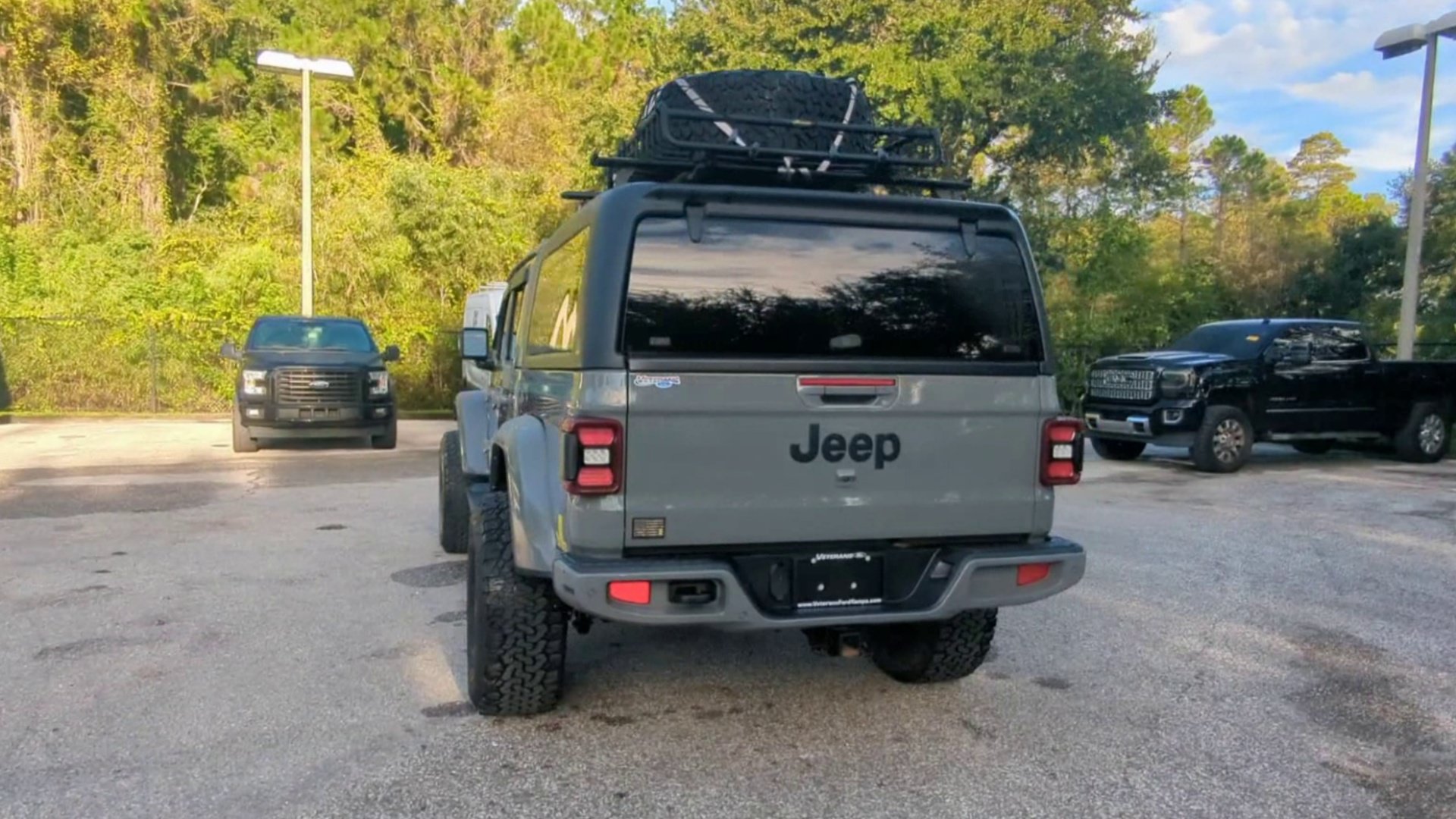 Used 2022 Jeep Gladiator Overland AWD/4WD image 23