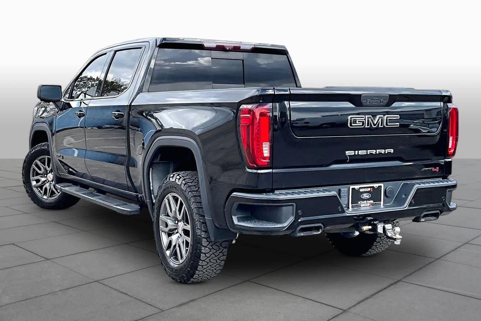 Used 2021 GMC Sierra 1500 AT4 w/ AT4 Premium Package AWD/4WD image 12