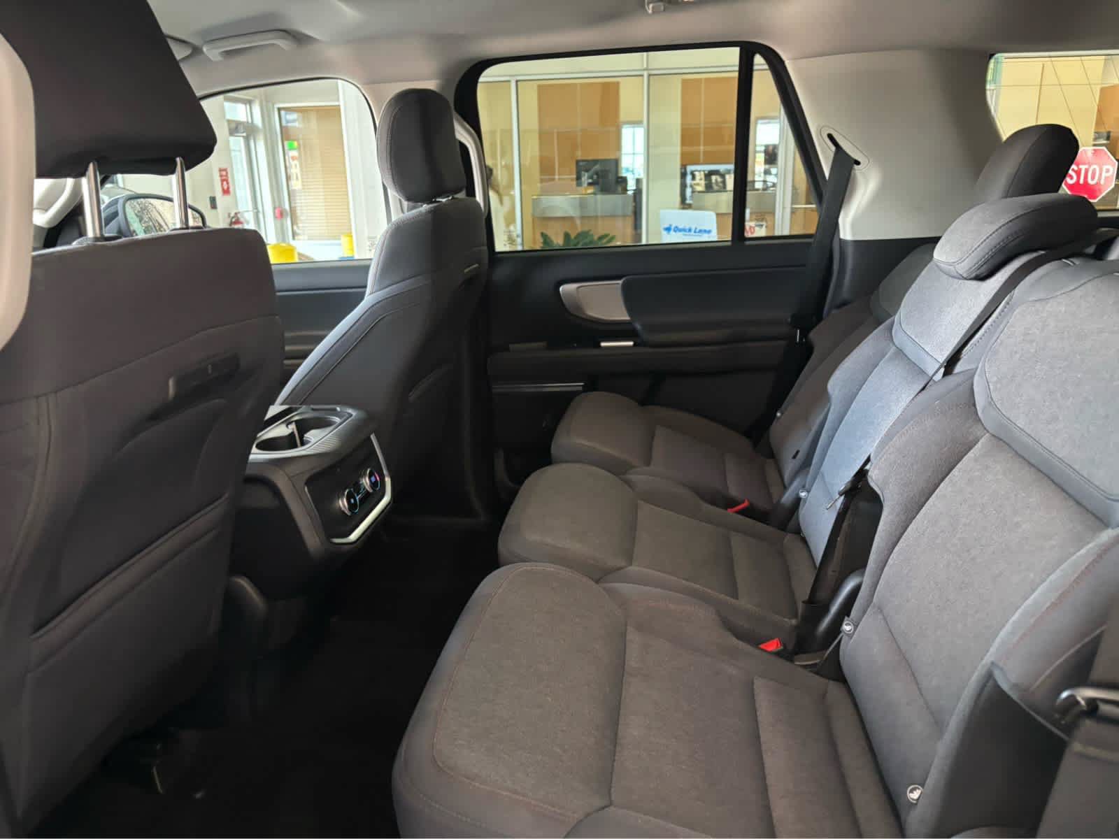 Certified 2025 Ford Expedition Active AWD/4WD image 31