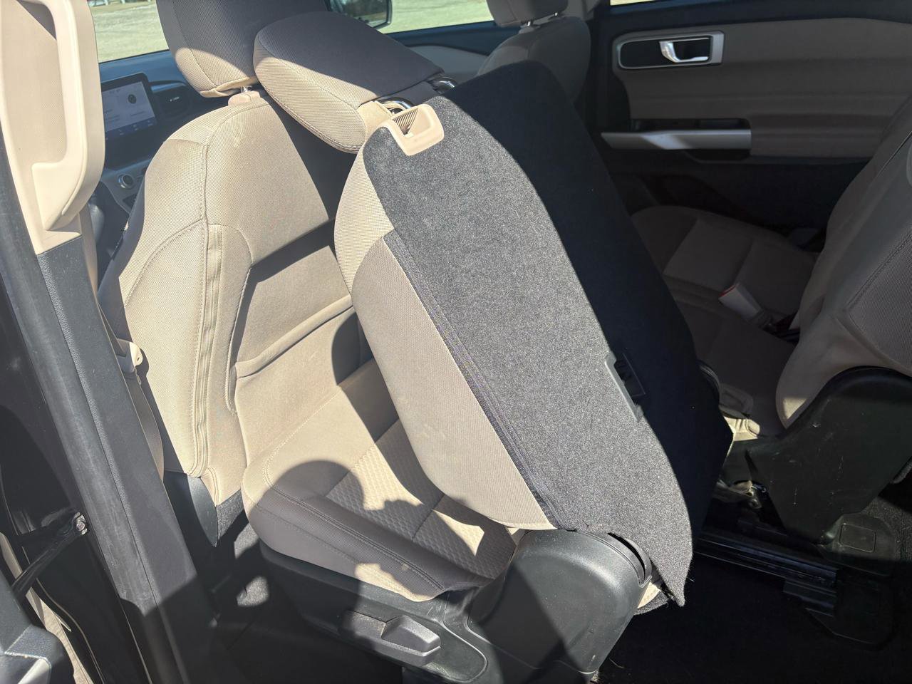 Certified 2022 Ford Explorer XLT image 35