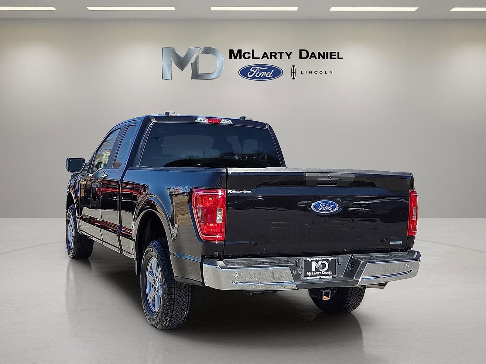 Certified 2022 Ford F150 XLT image 4