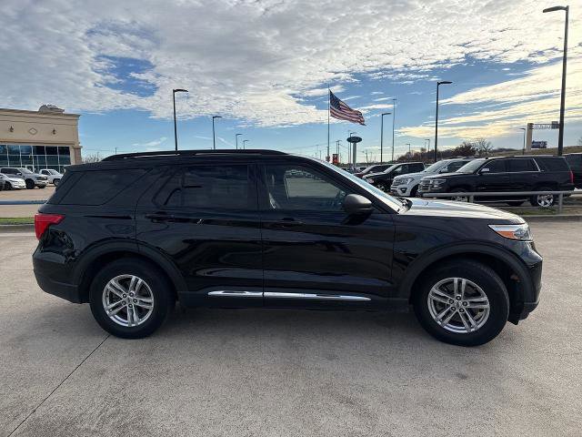 Certified 2022 Ford Explorer XLT w/ Equipment Group 202A image 2