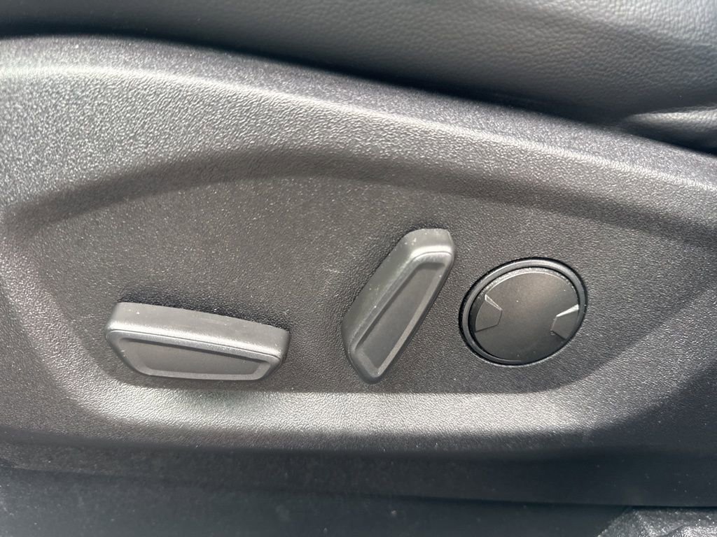 Certified 2024 Ford Edge SEL image 17