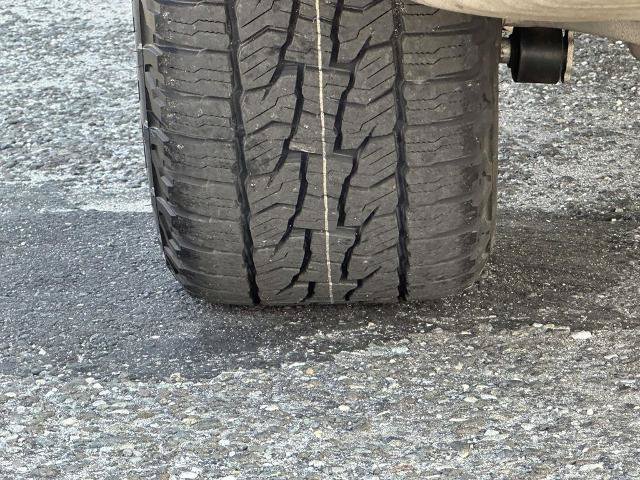 Certified 2022 Ford Explorer XLT w/ Equipment Group 202A AWD/4WD image 16