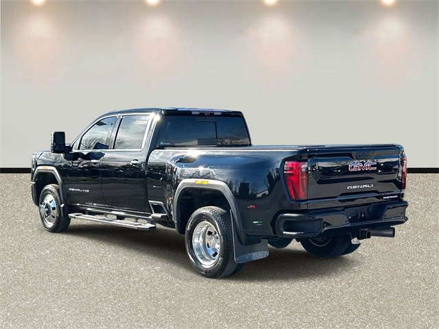 Used 2024 GMC Sierra 3500 Denali w/ Denali Reserve Package image 7