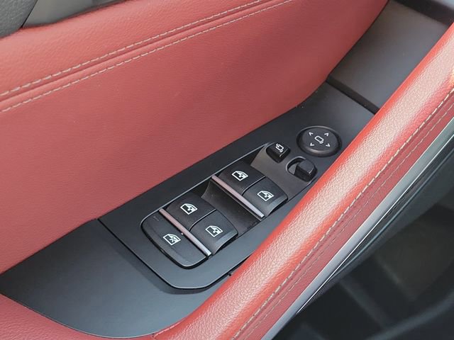 Used 2022 BMW X6 xDrive40i w/ Executive Package image 20