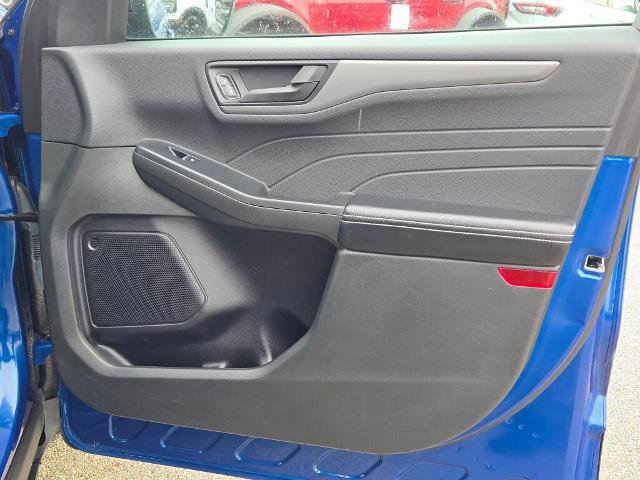 Certified 2023 Ford Escape Active w/ Cold Weather Package FWD image 11