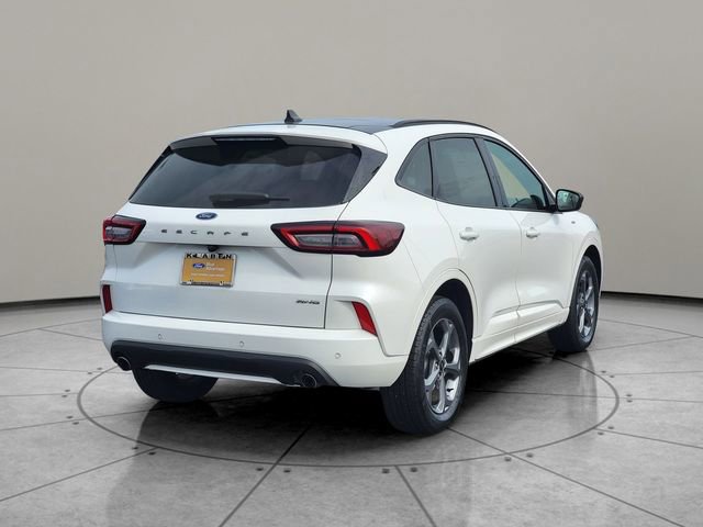 Certified 2023 Ford Escape ST-Line w/ Tech Pack #1 AWD/4WD image 12