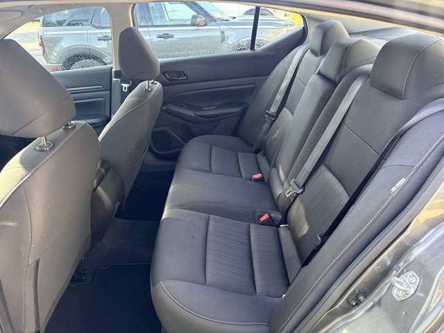 Used 2024 Nissan Altima 2.5 SV FWD image 16