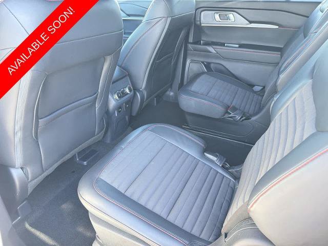 Certified 2025 Ford Explorer ST-Line AWD/4WD image 18