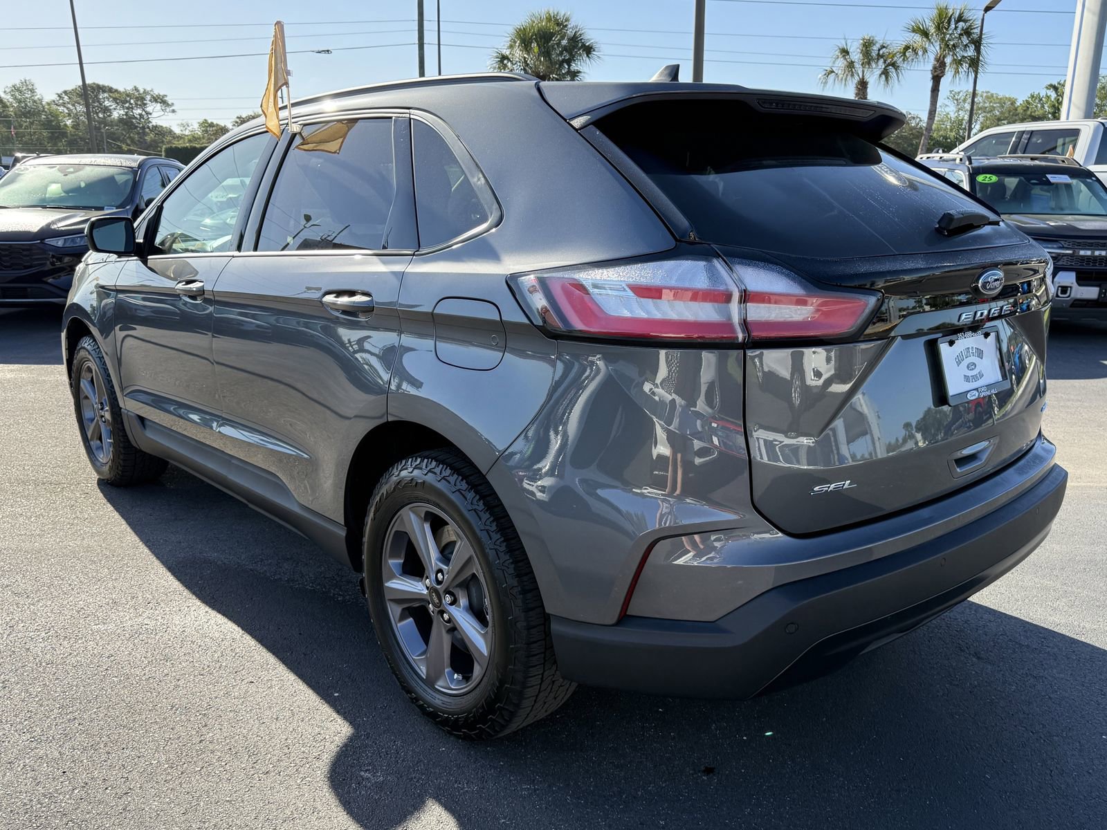 Certified 2024 Ford Edge SEL w/ Sport Appearance Package image 6