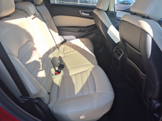 Certified 2024 Ford Edge SEL w/ Convenience Package AWD/4WD image 32