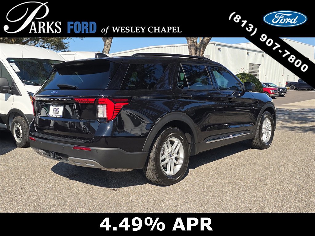 Certified 2025 Ford Explorer Active w/ Active Comfort Package image 3