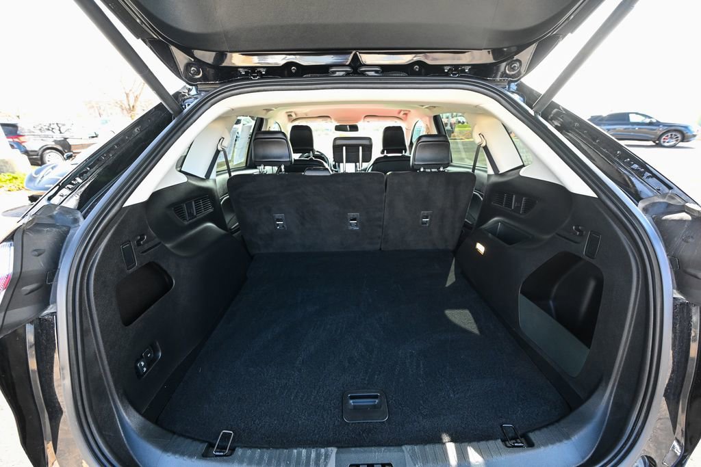 Certified 2024 Ford Edge SEL w/ Convenience Package AWD/4WD image 19