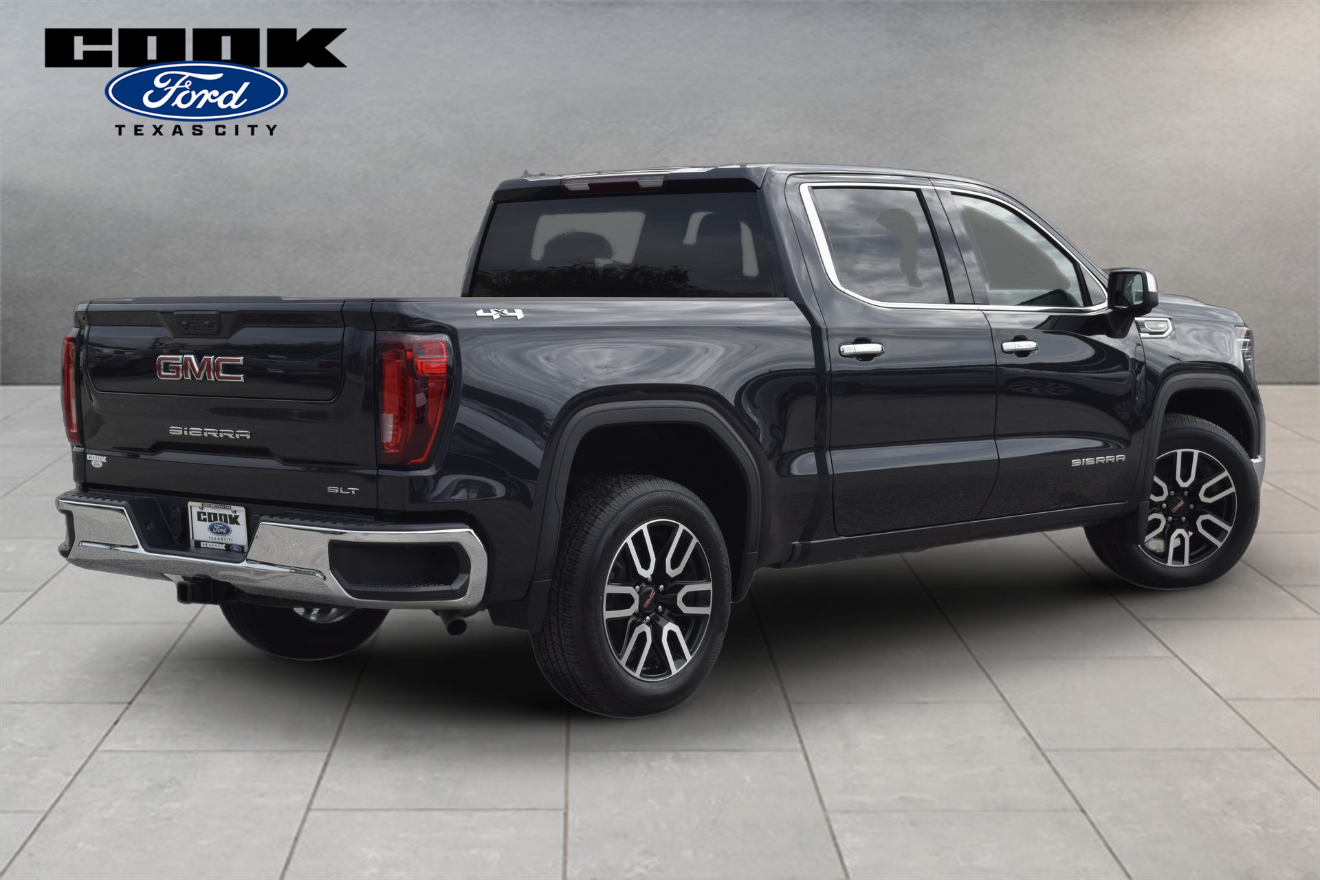 Used 2026 GMC Sierra 1500 SLT AWD/4WD image 4